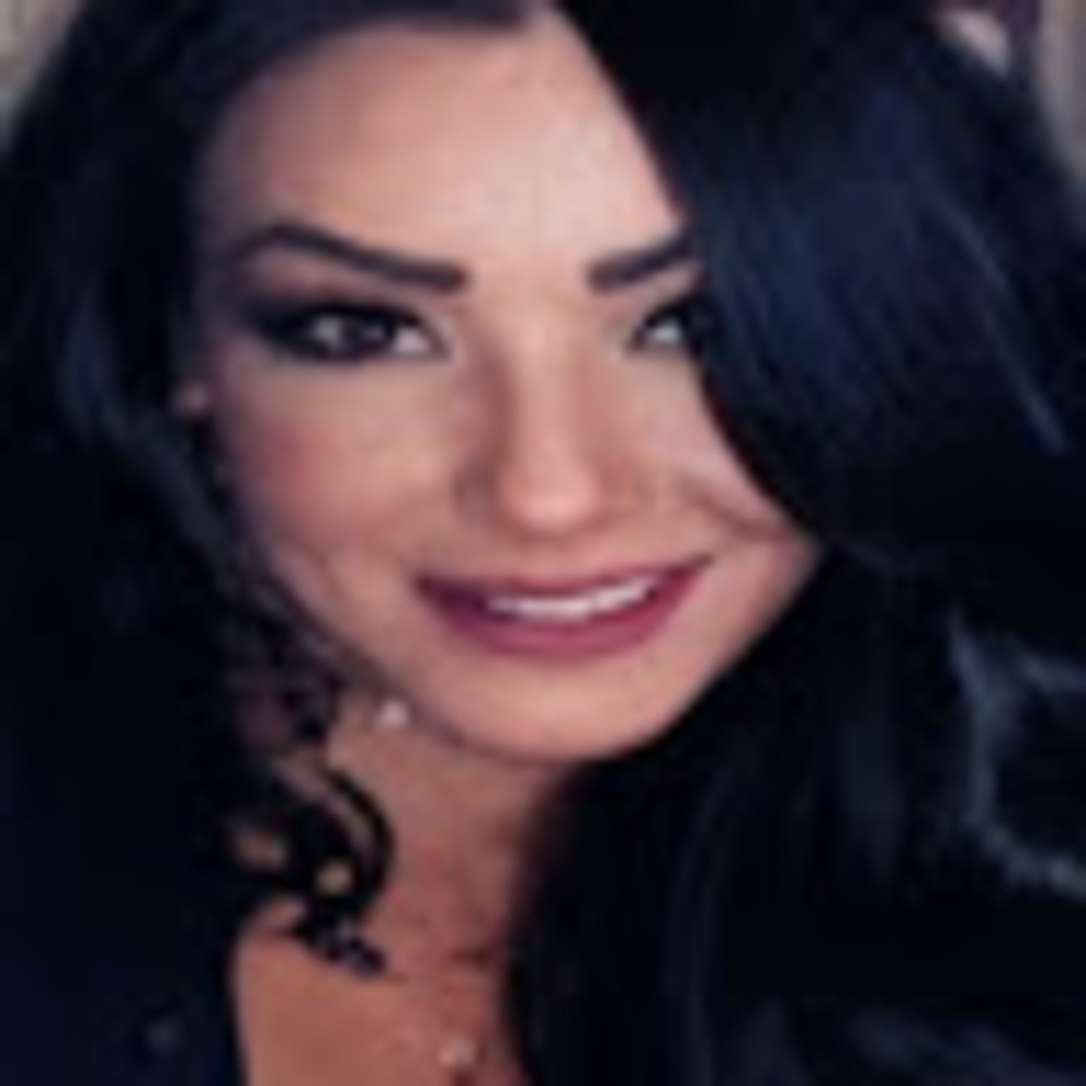Meet your Posher, Stefanie